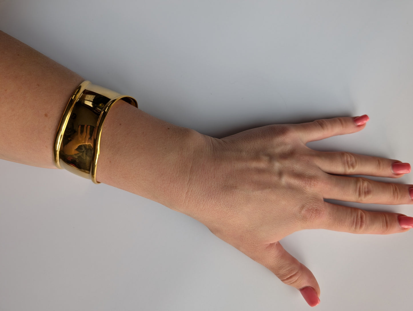 GOLDEN GODDESS CUFF